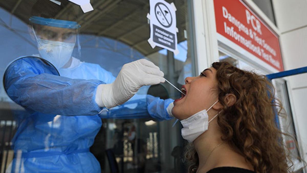 146 ülkeden gelen yolculardan aşı olmuşlarsa PCR testi istenmeyecek