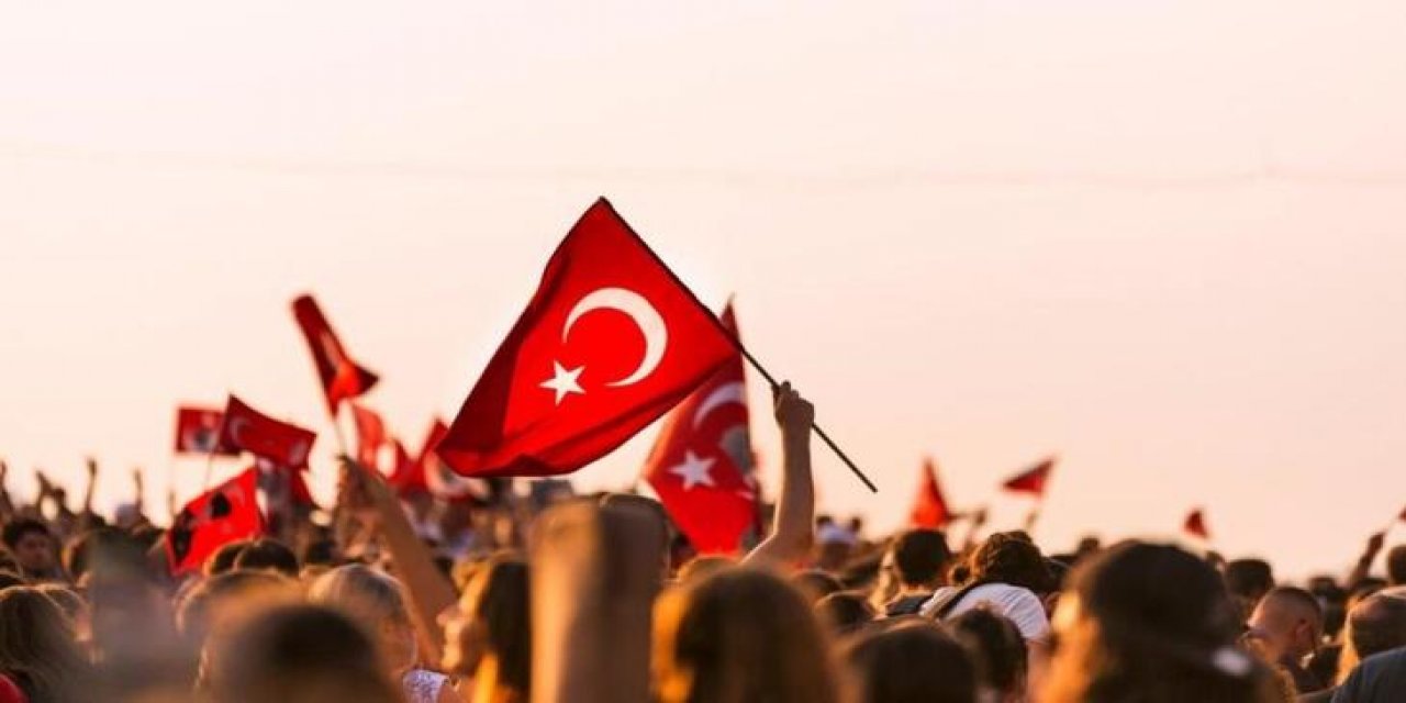 29 Ekim programında 'İzmir Marşı' yasağı