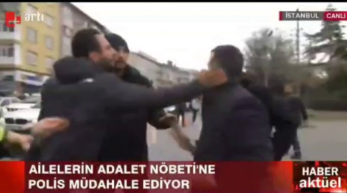 Adalet Nöbeti'ne emniyet engeli: Polis HDP İl Başkanı Ferhat Encü'ye tokat attı