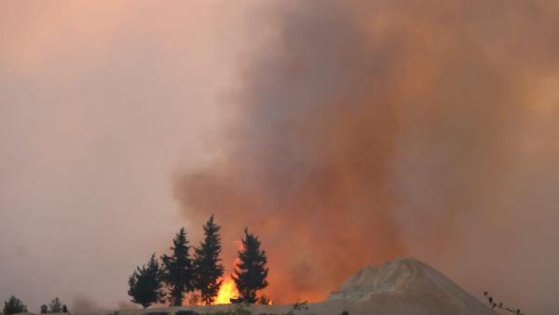 Adana'da orman yangını sürüyor: 6 köy ve 800 hane tahliye edildi