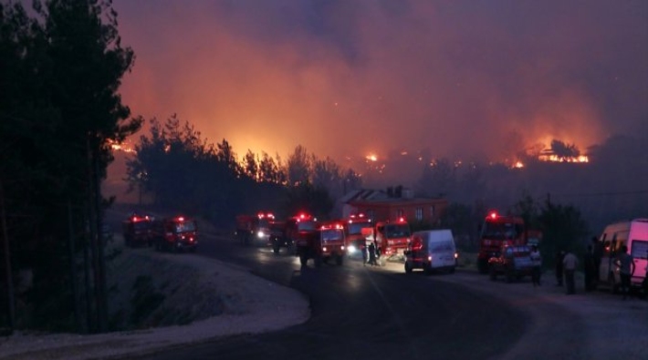 Adana’daki orman yangını hâlâ kontrol altına alınamadı