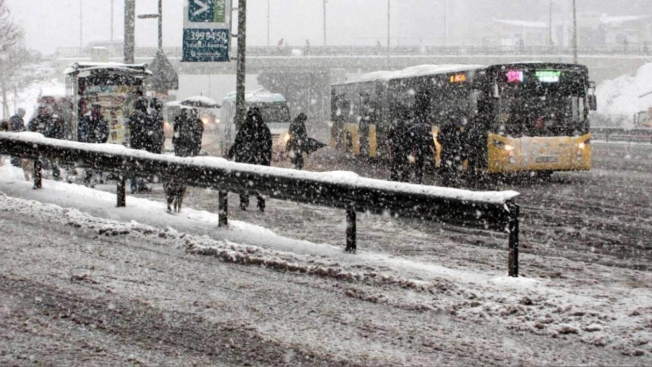 AKOM İstanbul'da kar yağışı için tarih verdi