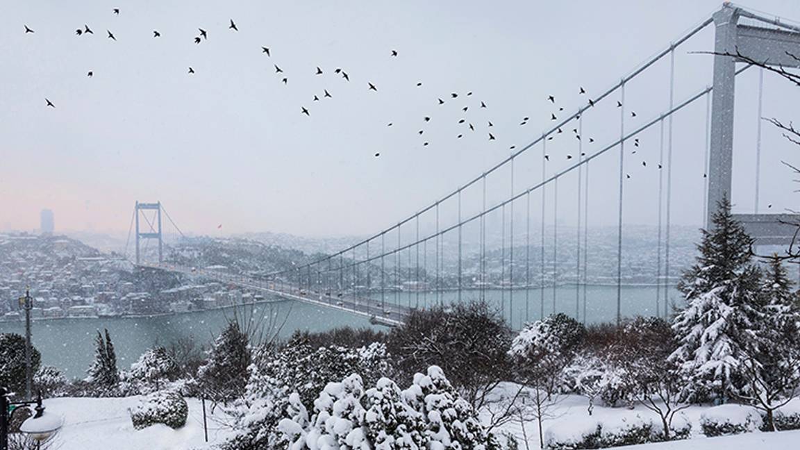 AKOM ve Meteoroloji İstanbul'da kar yağışı için yeni tarih verdi