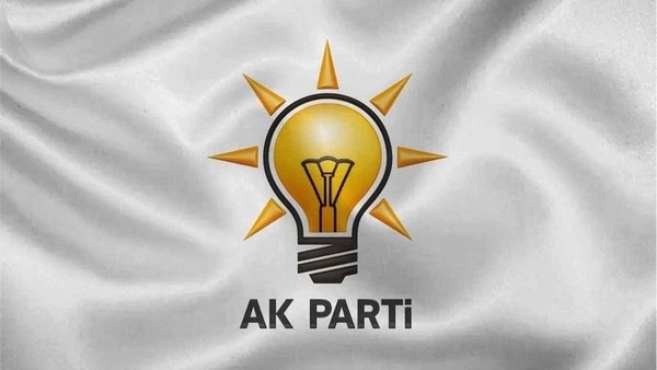 AKP'de 6 ilçe başkanı istifa etti