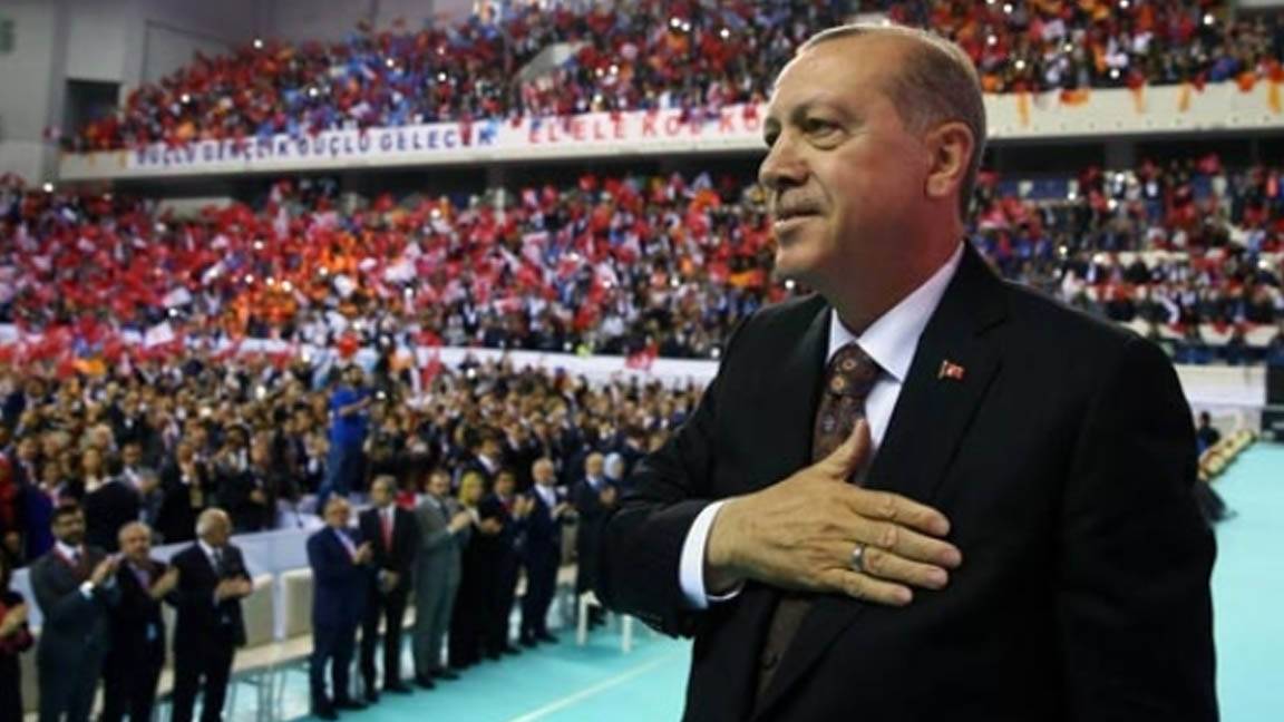 AKP'de olağanüstü kongre tarihi belli oldu
