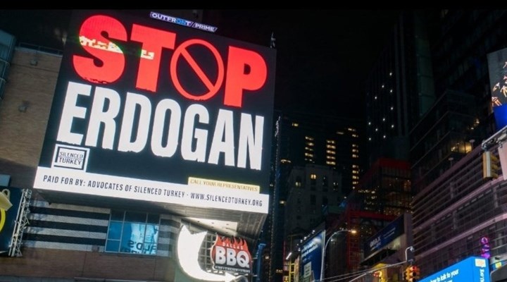 Ankara Cumhuriyet Başsavcılığı'ndan New York'taki 'Stop Erdoğan' ilanı hakkında soruşturma