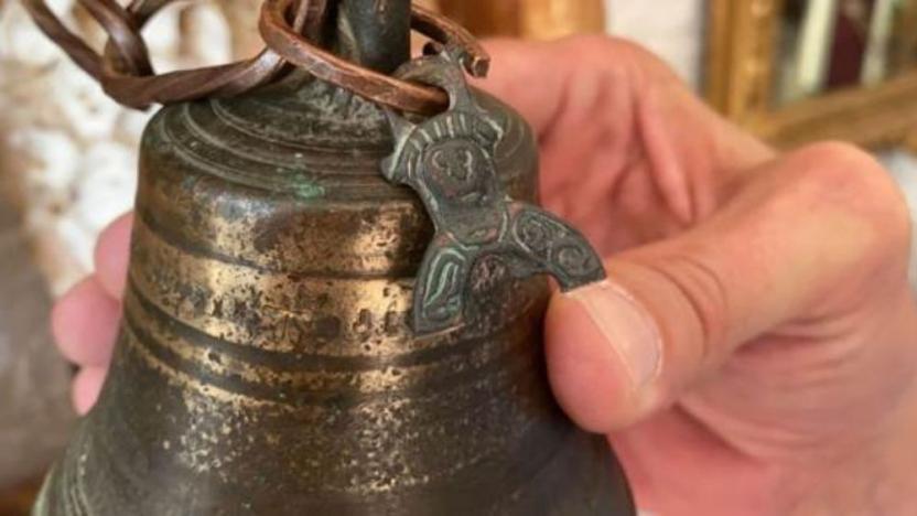 Ayasofya'ya ait olduğu düşünülen 2 bin yıllık çan bulundu