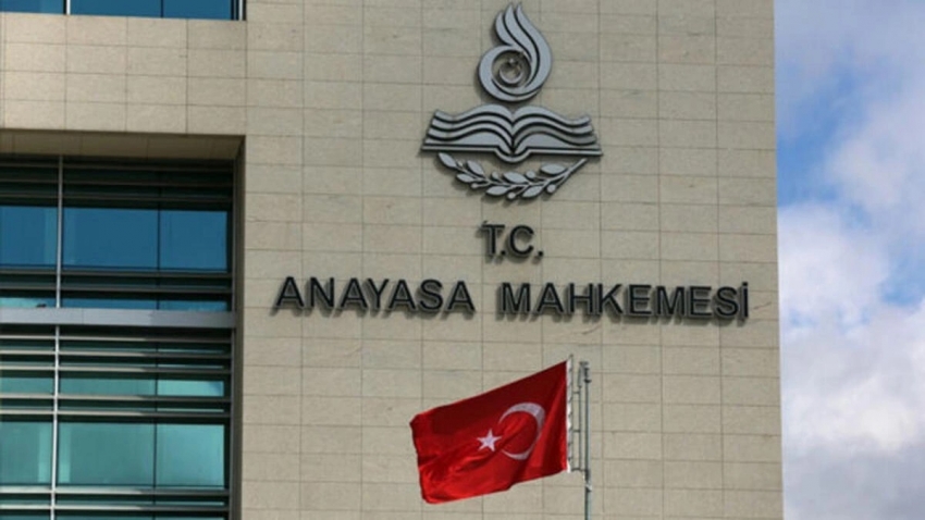 AYM, HDP'yi kapatma davası iddianamesini iade etti