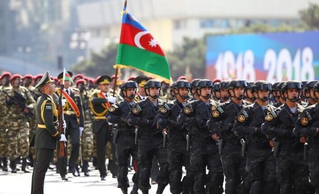 Azerbaycan seferberlik ilan etti!