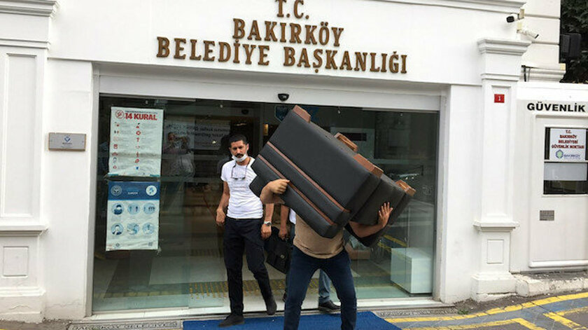 Bakırköy Belediyesi'nin eşyalarına haciz