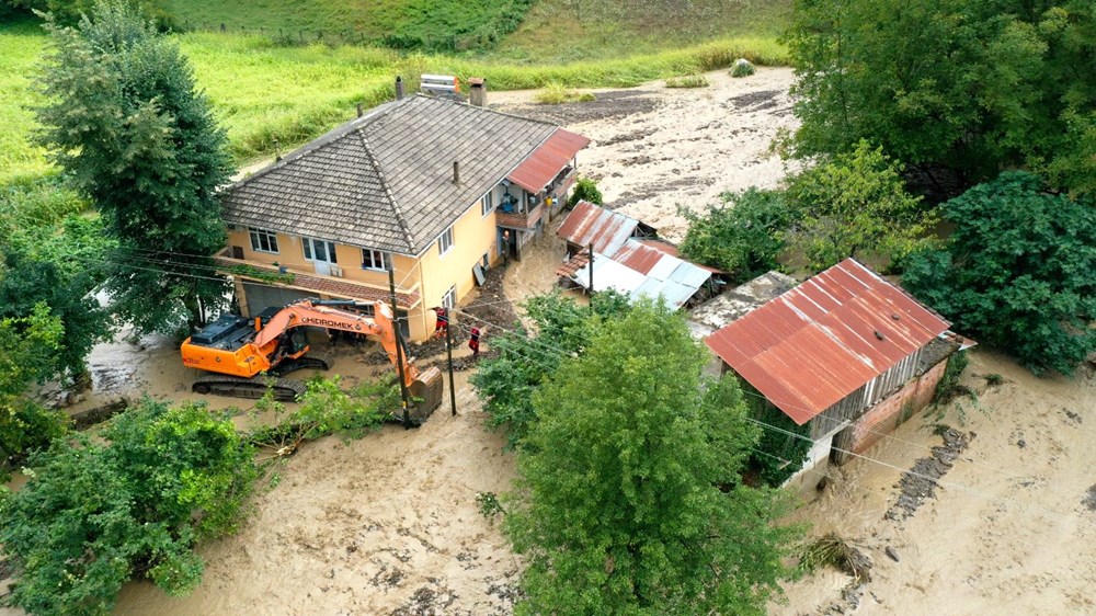 Batı Karadeniz'deki sel: Kastamonu'da can kaybı 11'e yükseldi
