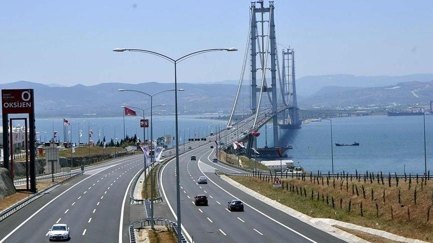 Bayram tatilinde iki köprünün devlete faturası 240 milyon lira