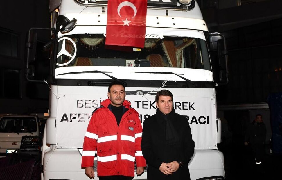 Beşiktaş'ın yardım tırları deprem bölgesine yola çıktı
