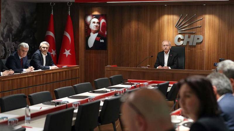 CHP’de kritik MYK toplantısı sona erdi: Kılıçdaroğlu, MYK üyelerinin istifasını kabul etti