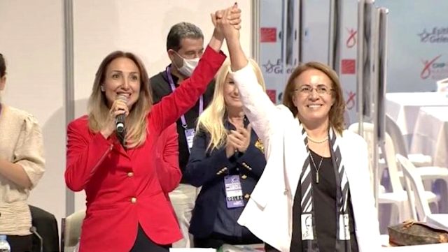 CHP'nin Kadın Kolları Genel Başkanı Aylin Nazlıaka oldu