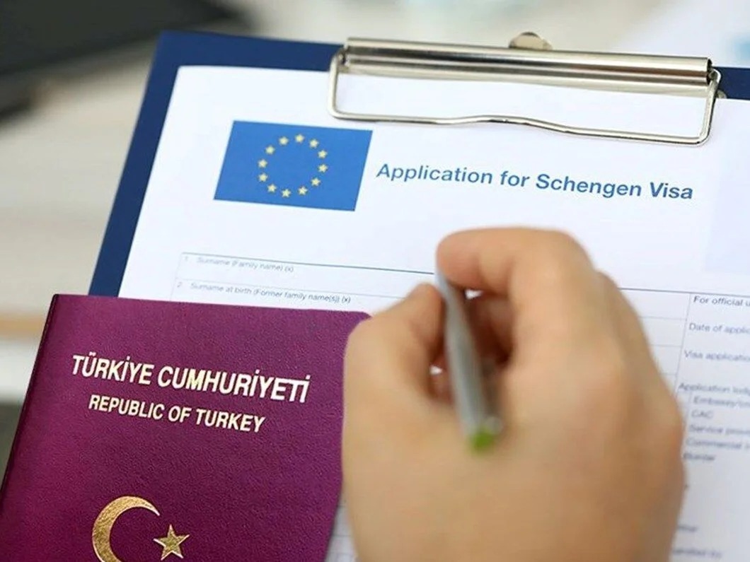 CHP ‘vize krizi’ için Meclis araştırması istedi, AKP reddetti