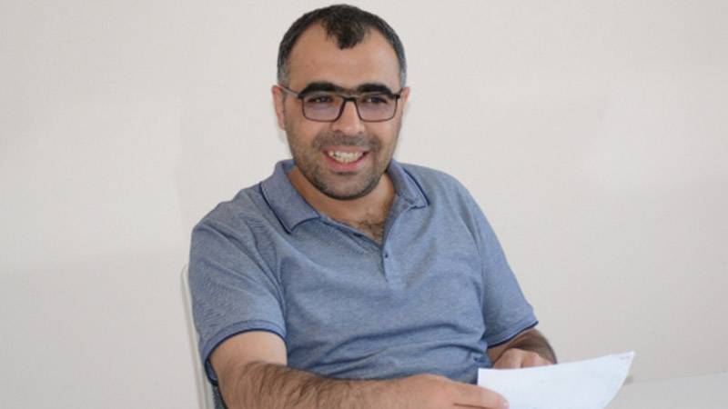 'Çocuğa cinsel istismar' haberi nedeniyle tutuklanan gazeteci Sinan Aygül tahliye edildi.