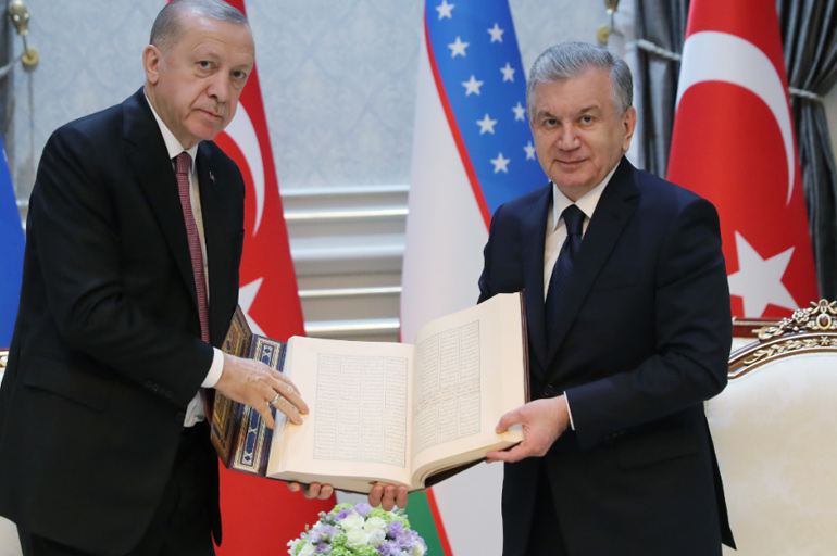 Cumhurbaşkanı Erdoğan: Özbekistan ile 10 anlaşma imzaladık