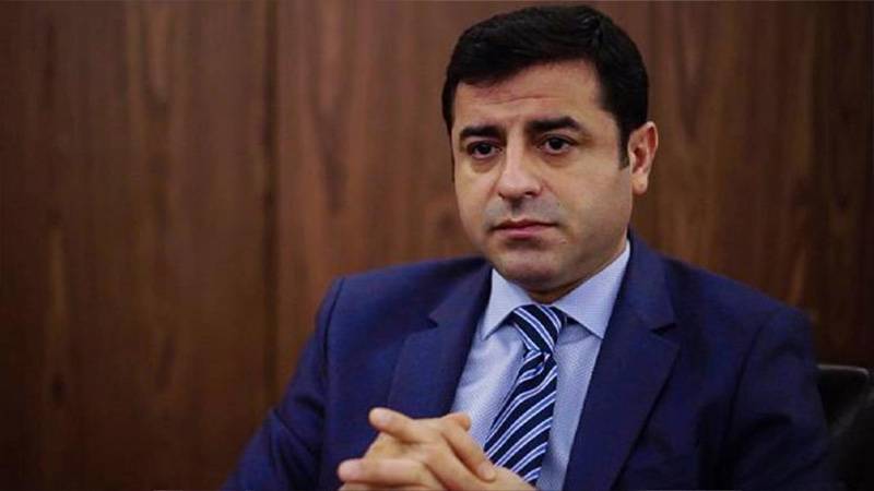 Demirtaş, Kılıçdaroğlu'na oy istedi: Son seçim olabilir