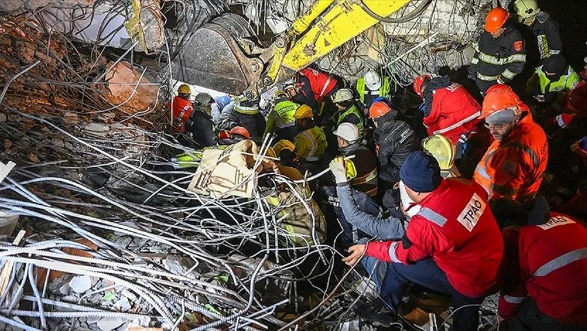 Depremde can kaybı 22 bini aştı