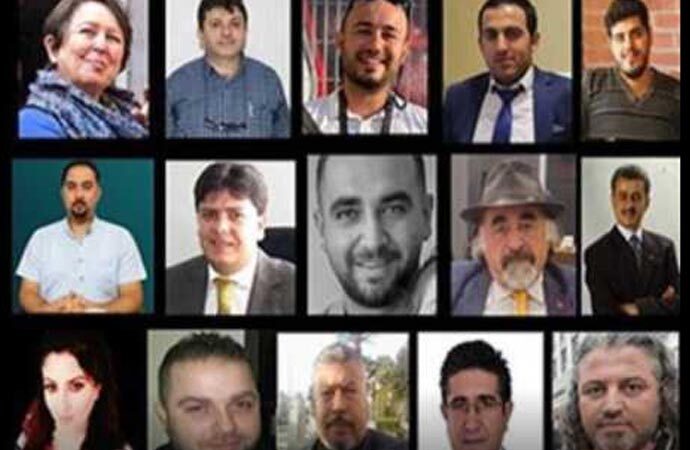Depremlerde 15 gazeteci hayatını kaybetti