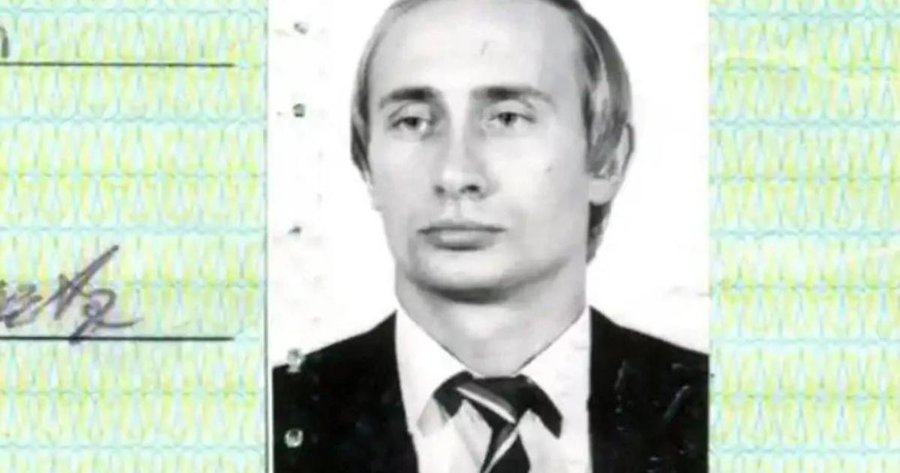 Der Spiegel: Putin KGB yıllarında sıradan bir katipti