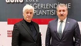 Destici AKP'yi eleştirdi