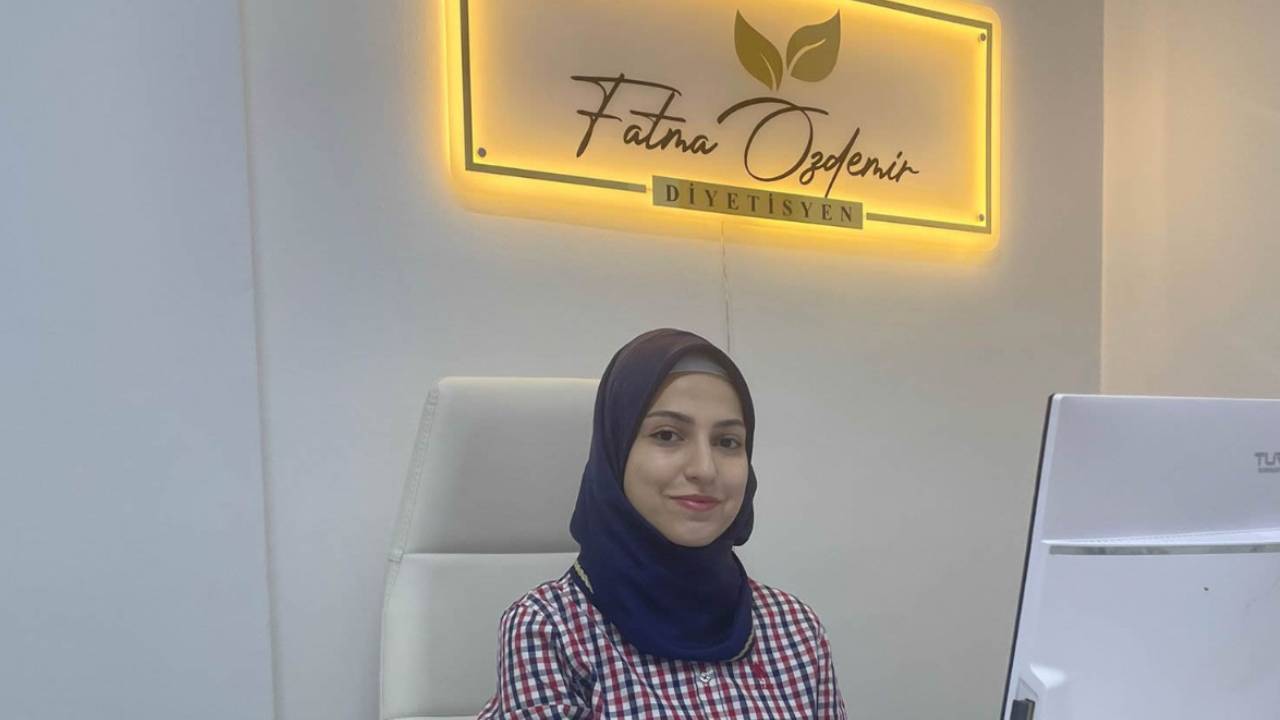 Diyetisyen Fatma Özdemir, kişiye özel zayıflama programları ile yeni merkezinde hizmet veriyor