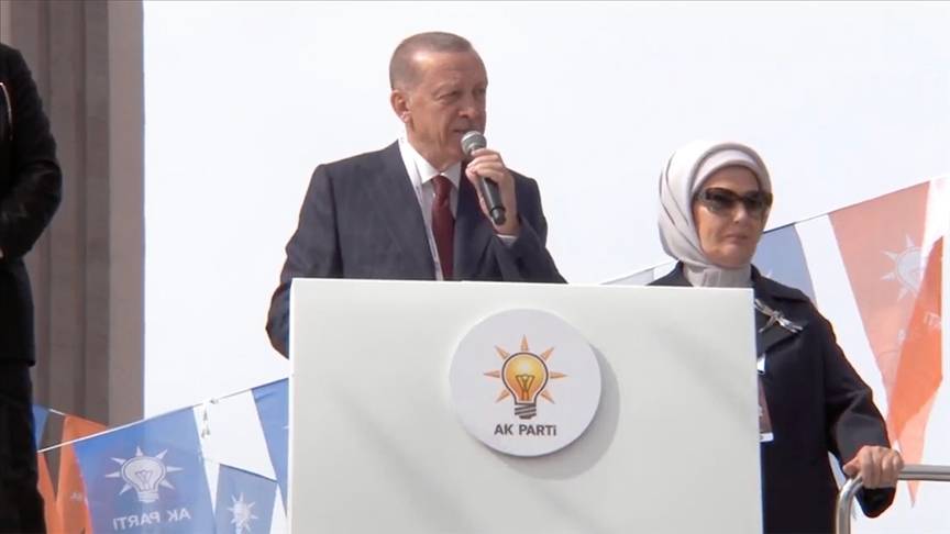 Erdoğan, AKP Olağanüstü Büyük Kongresinde konuştu: Yeni seslerle partimizi daha da güçlendireceğiz