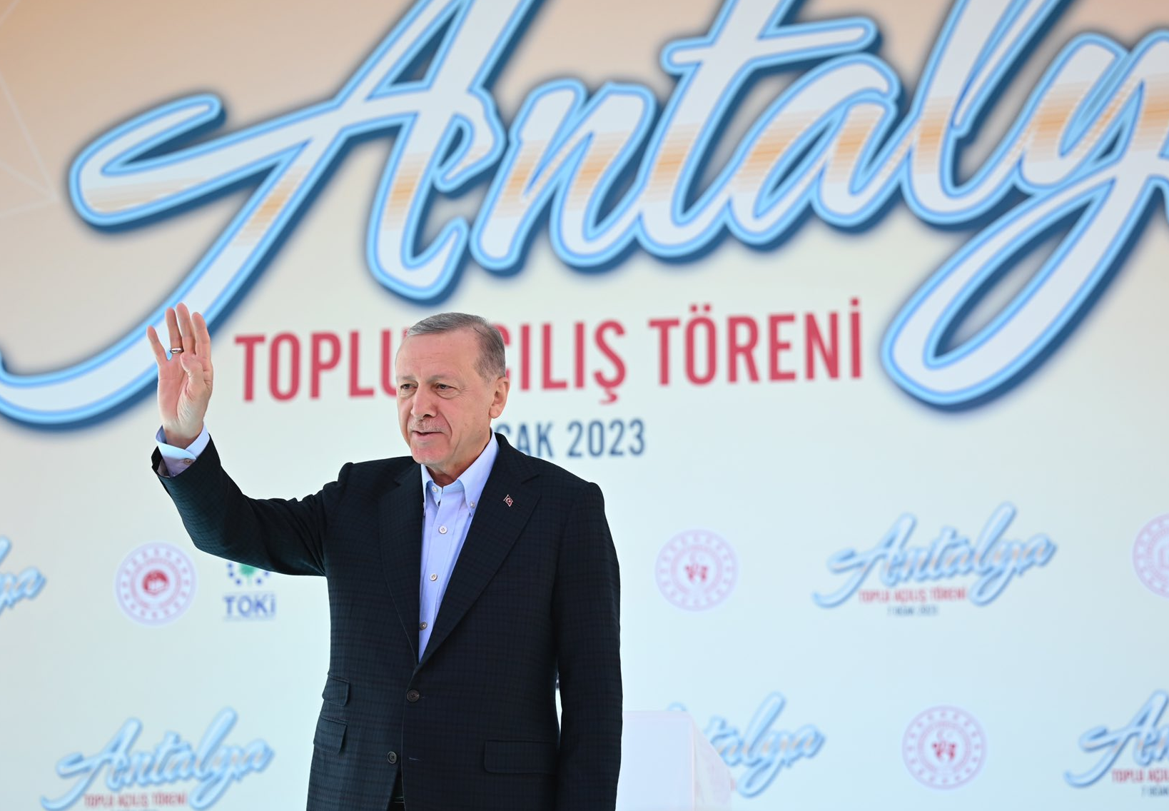 Erdoğan: Bunlar altı başlı bir yürütme peşinde koşuyor, Allah akıl fikir izan versin