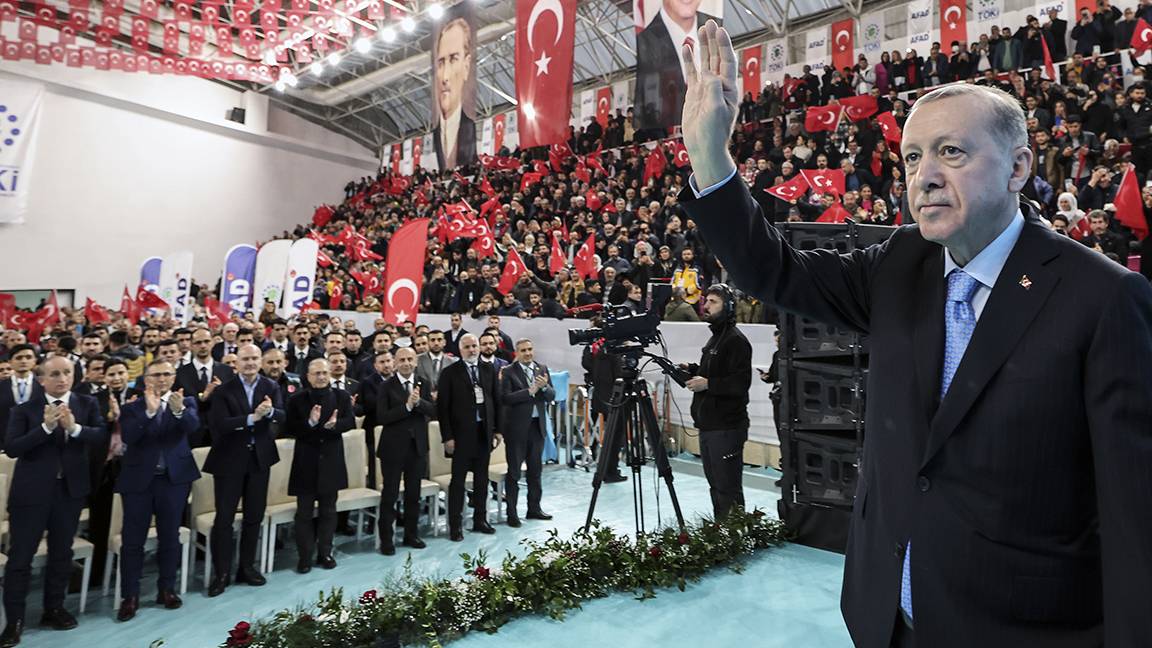 Erdoğan: Bütün günahı Bay Kemal'in sırtına yükleyip kenara çekildiler