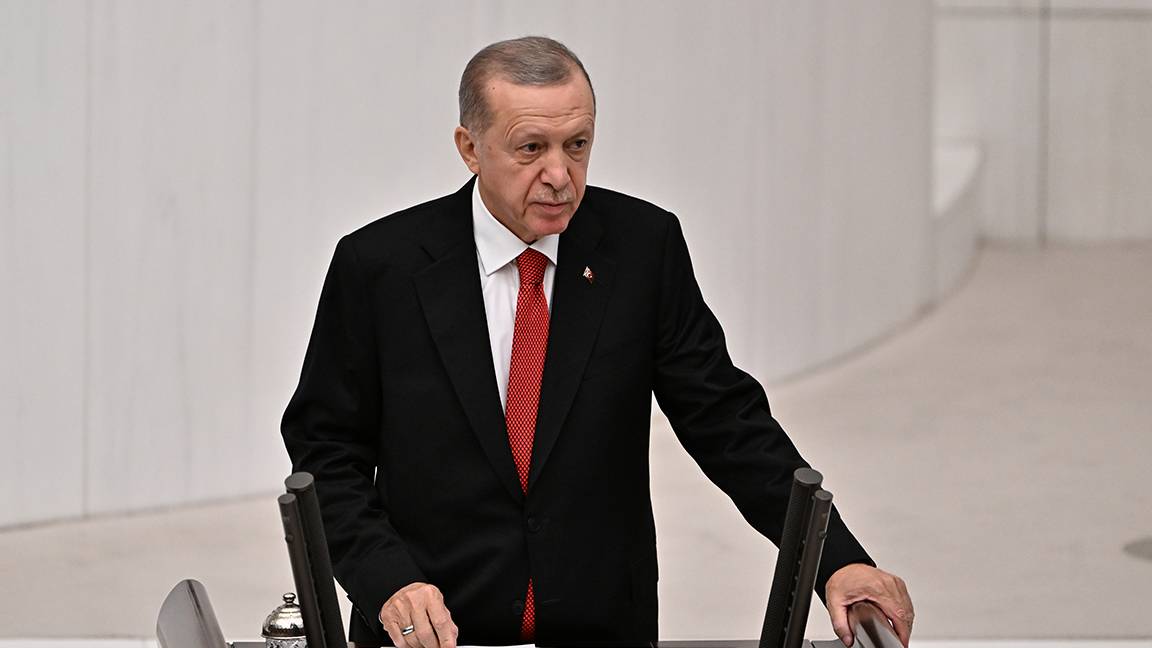 Erdoğan'dan Meclis açılışında siyasi partilere "yeni anayasa" çağrısı: Her türlü uzlaşmaya açığız