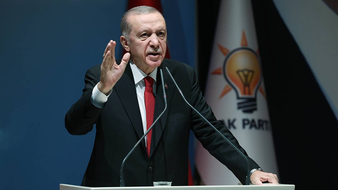 Erdoğan'dan yerel seçim mesajı: Yeni isimlerle çıtayı yükselteceğiz