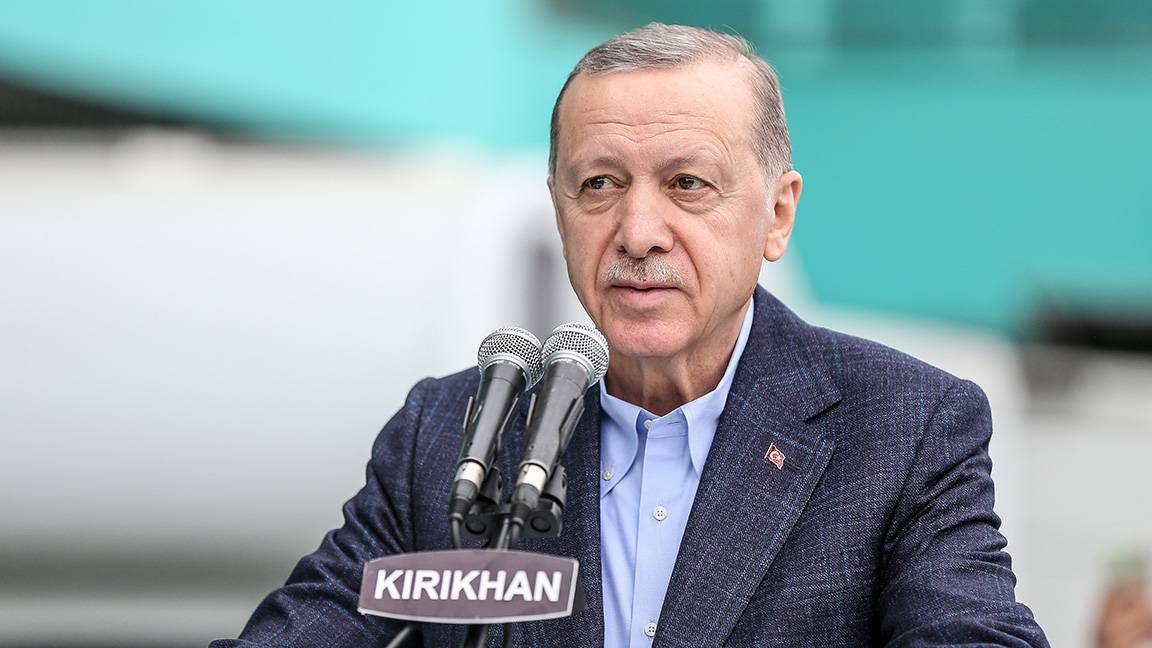 Erdoğan Hatay'da yineledi: Eğer sıkıntılar yaşadıysanız bize düşen sizlerden helallik istemektir