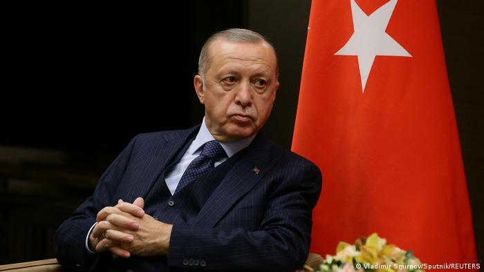 Erdoğan, koronavirüs testinin pozitif çıktığını açıkladı