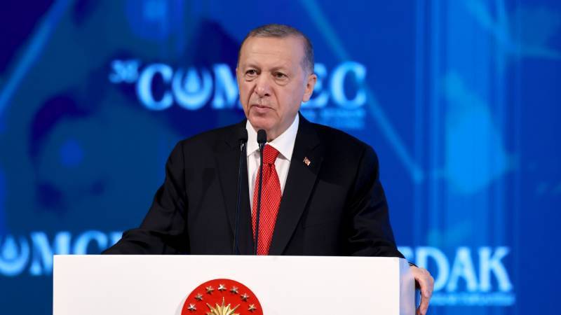 Erdoğan: LGBT dayatması İslami değerleri zayıflatmayı amaçlayan bir tehdittir