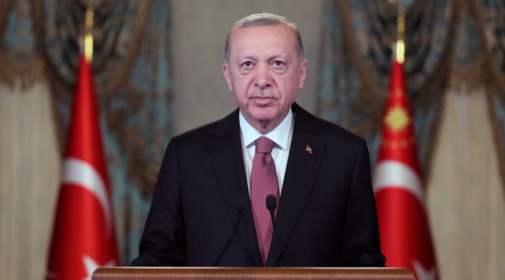 Erdoğan: Milletimizi mevcut anayasadan kurtarma irademiz bakidir