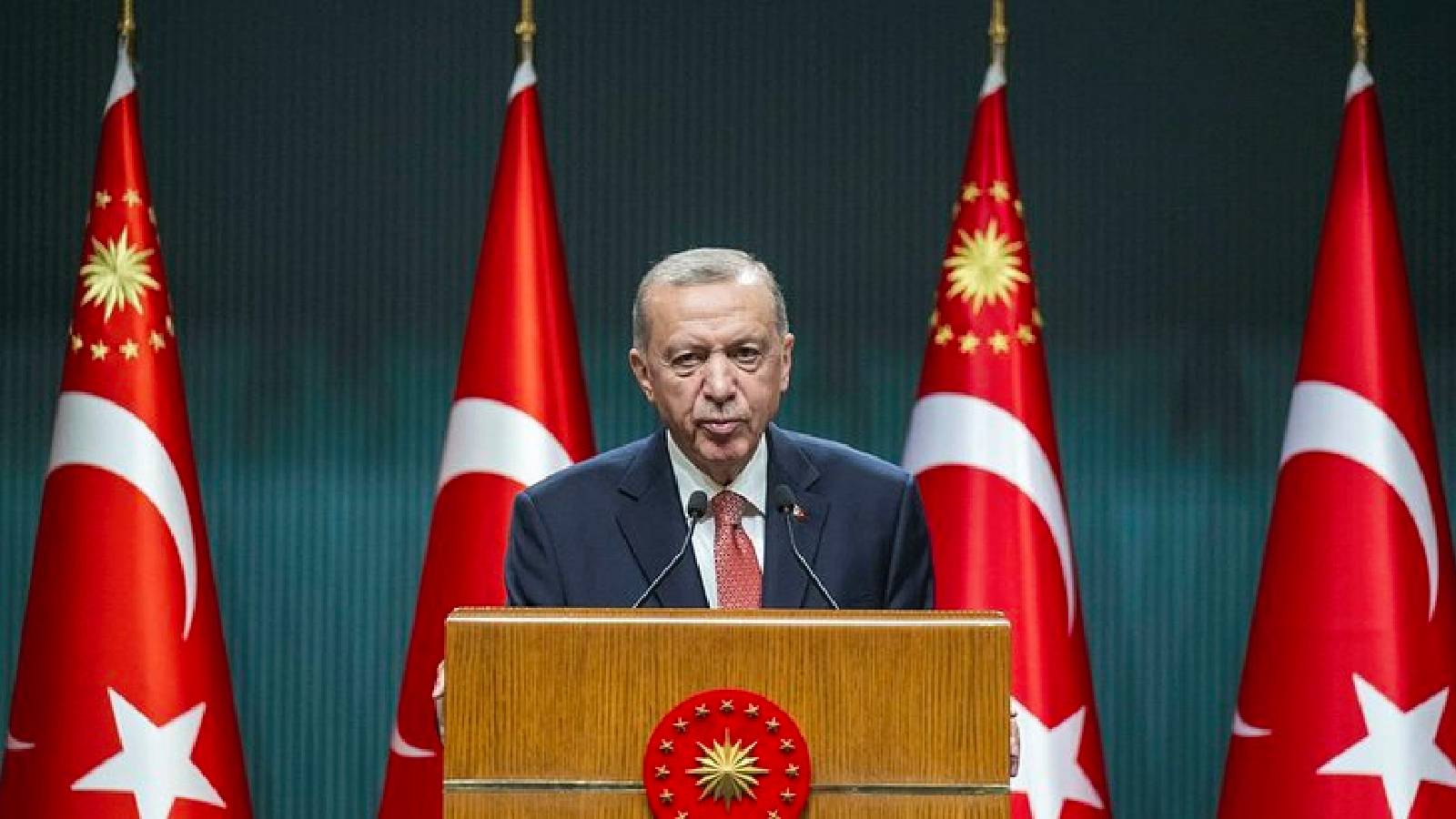 Erdoğan, öğrencilere cep telefonu ve bilgisayar desteğinin şartlarını açıkladı