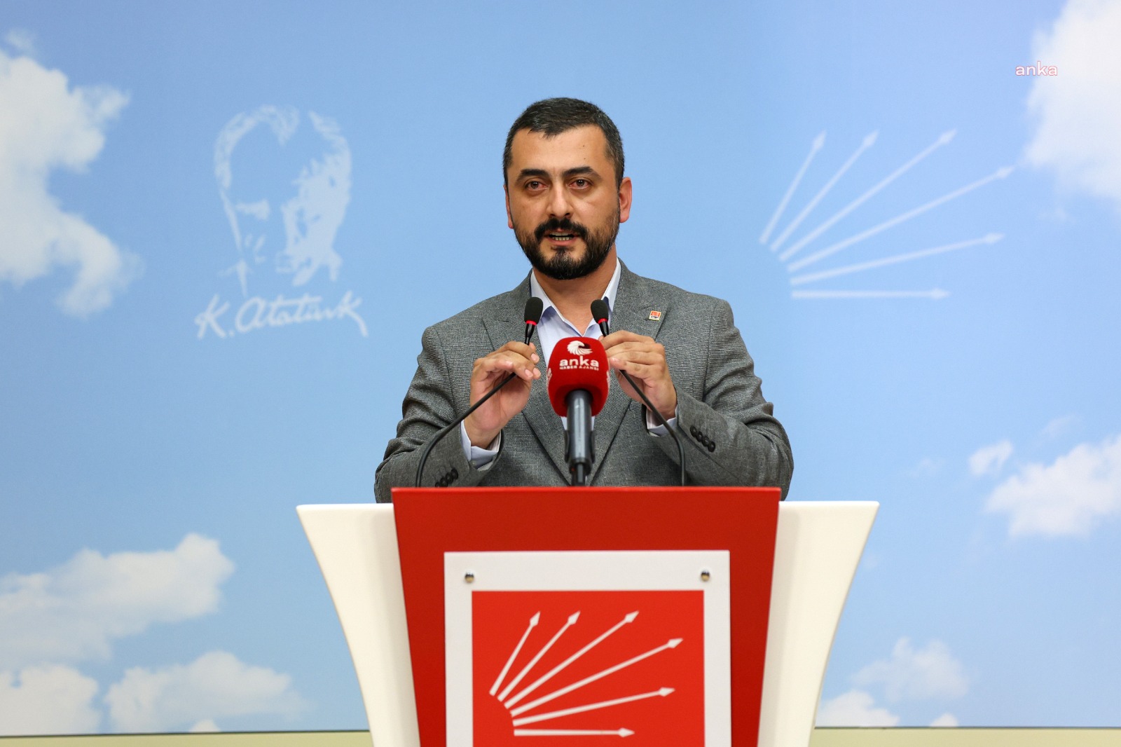 Eren Erdem: Artık tüm adaylar ön seçimle belirlenecek, Kemal Kılıçdaroğlu'na ve CHP'ye güvenin