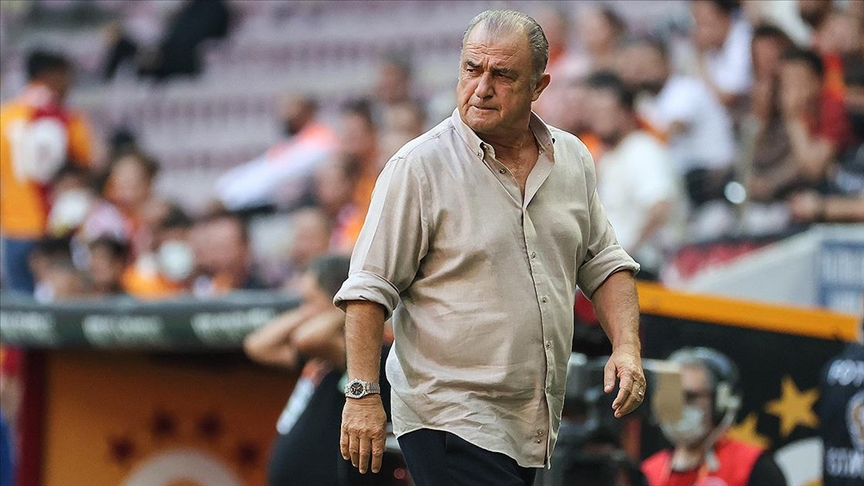 Fatih Terim Galatasaray'dan istifa etti