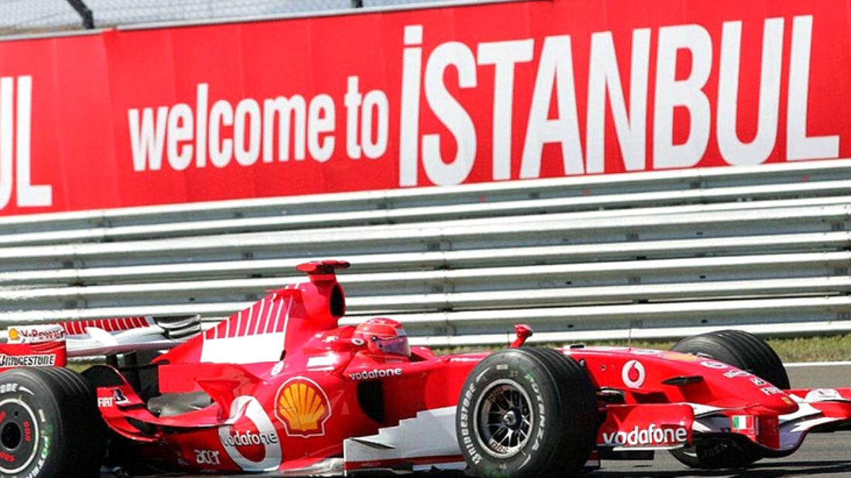 Formula 1 Türkiye GP'de Lewis Hamilton şampiyon oldu