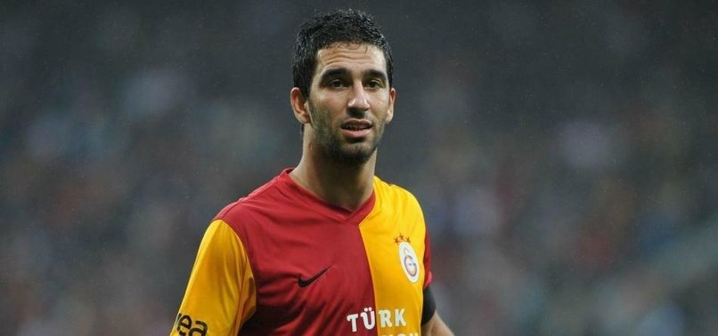 Galatasaray, Arda Turan ile 1+1 yıllık sözleşme imzaladı