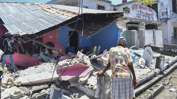 Haiti'deki depremde hayatını kaybedenlerin sayısı 1297'ye yükseldi