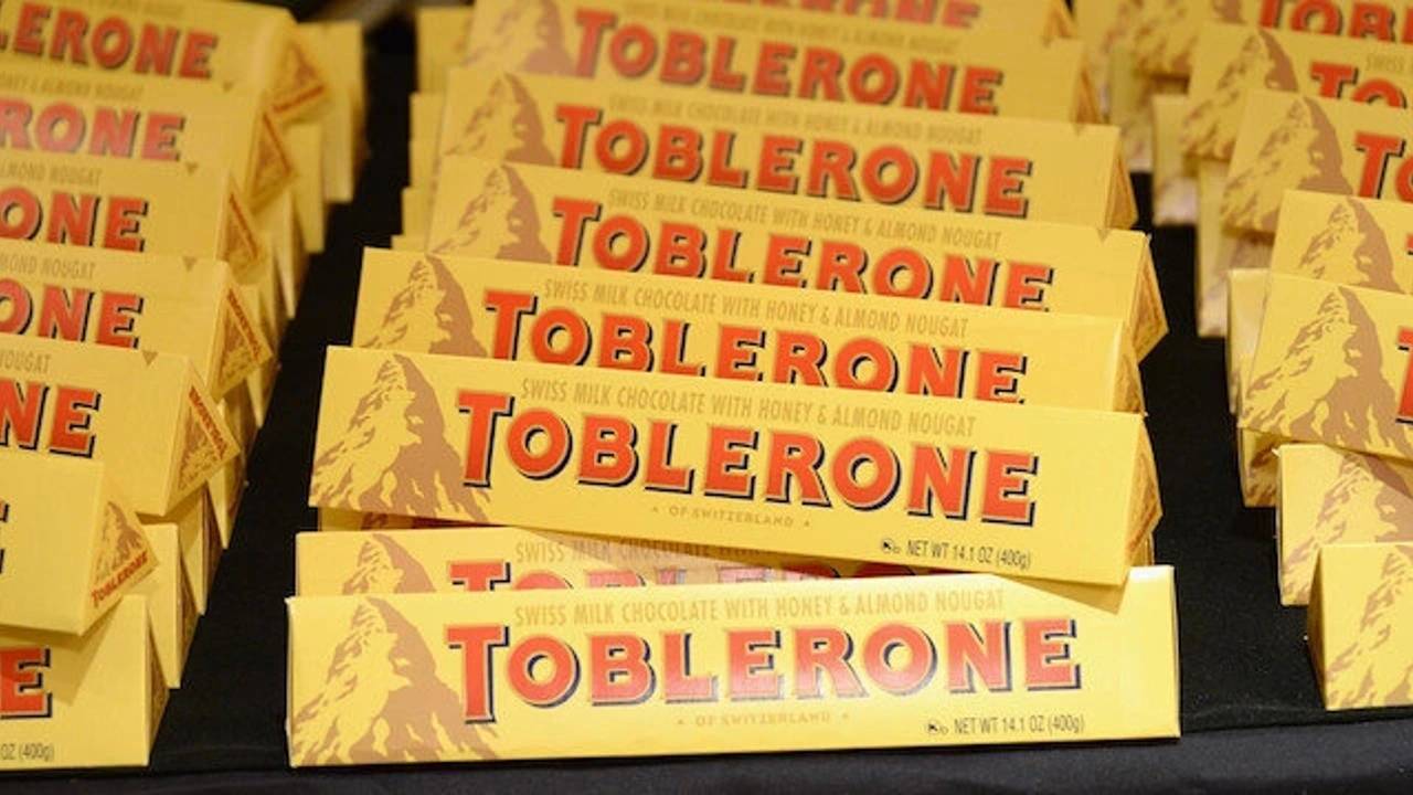 İçinden plastik madde çıkan Toblerone ürünleri geri çağrıldı