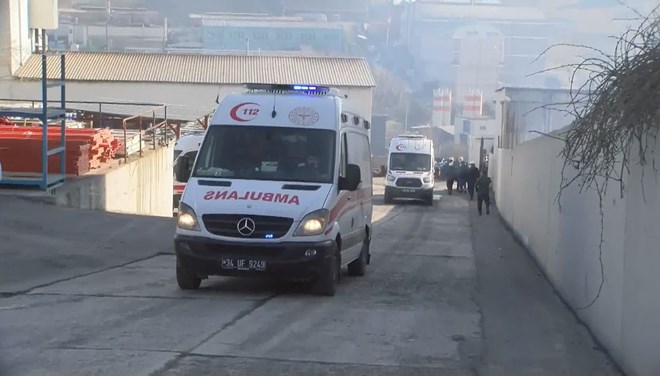 İstanbul Arnavutköy'de deri fabrikasında patlama: 3 yaralı