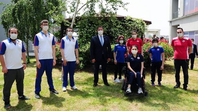 İstanbul BBSK, kapılarını “olimpik sporcularla” yeniden açtı
