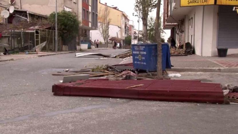 İstanbul'da lodos bilançosu: 2 ölü, 9 yaralı