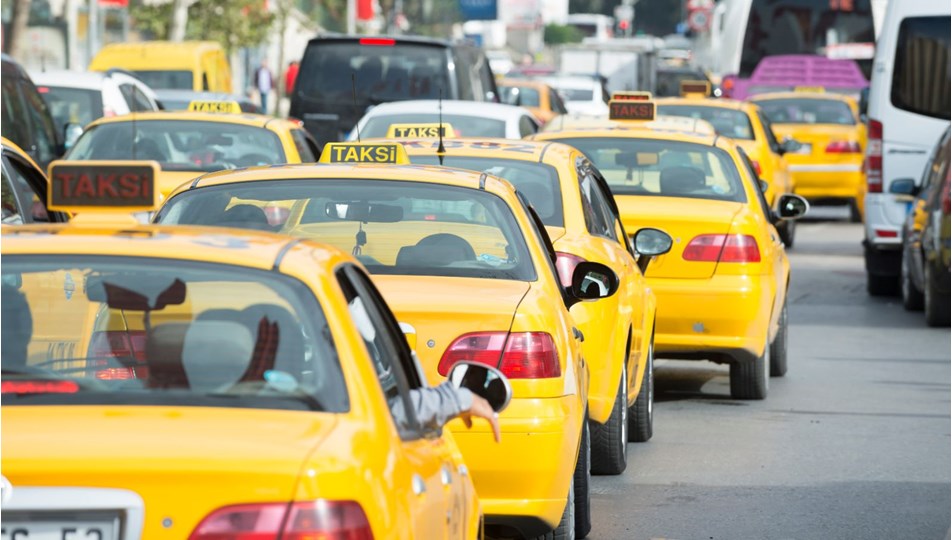 İstanbul taksilerinde yeni dönem: Eski araçlar ticari taksi olacak