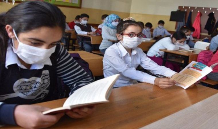 İstanbul Valisi Yerlikaya'dan okullarla ilgili açıklama