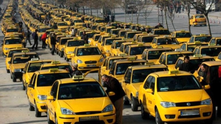 İzin belgeleri askıya alınmıştı: İBB'den 397 taksiye şartlı izin